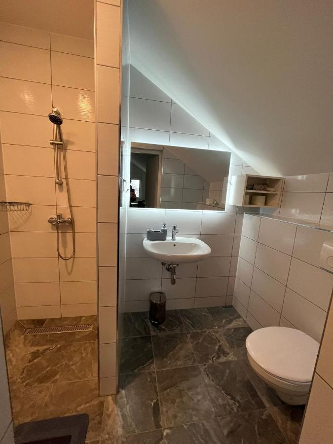 Rooms Jelak Велика-Горица Экстерьер фото